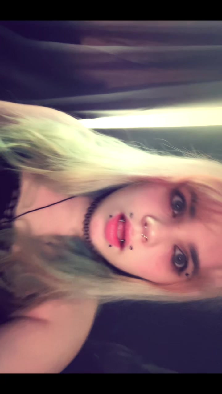 @🦷