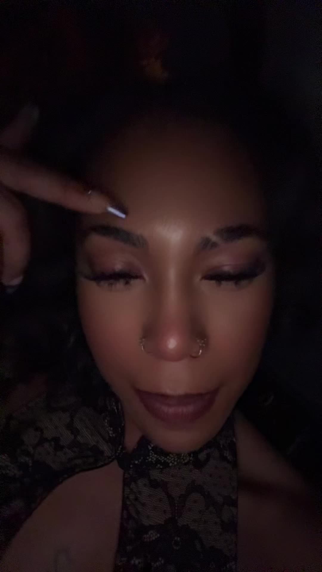 @Ariiii
