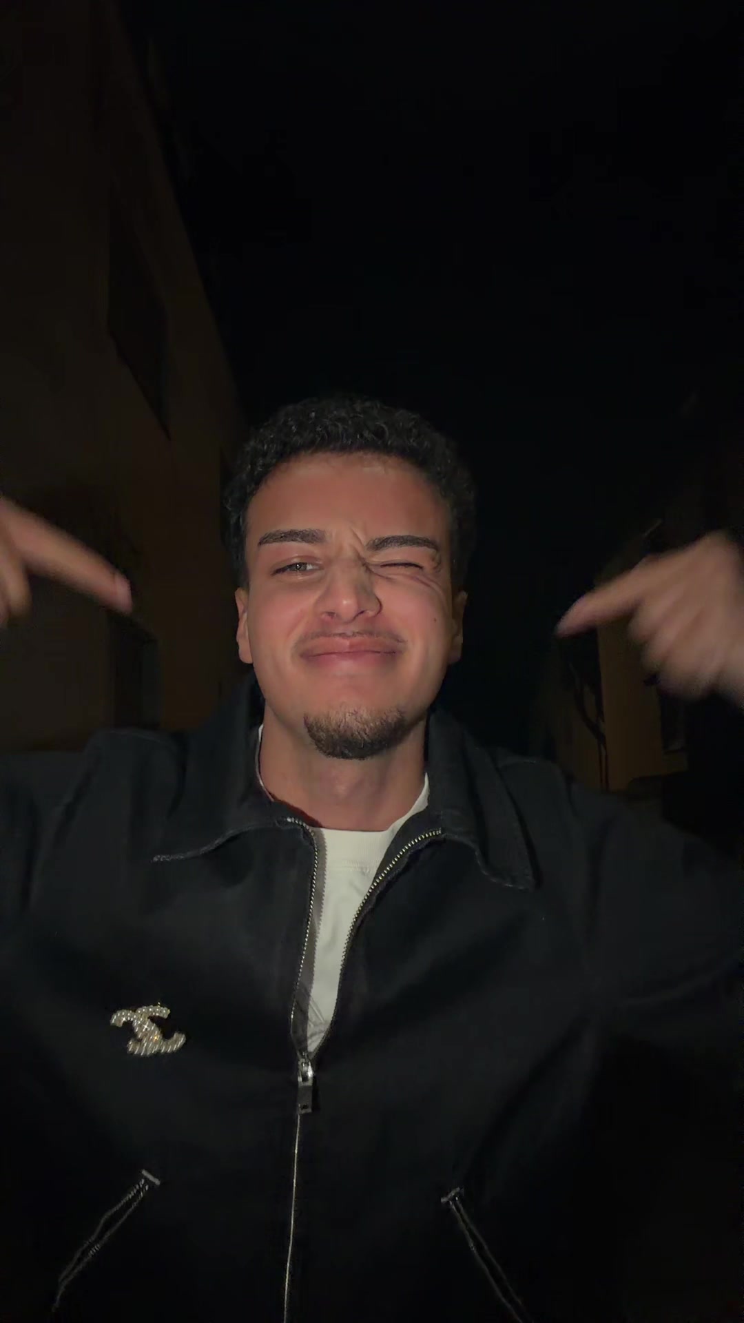 @M