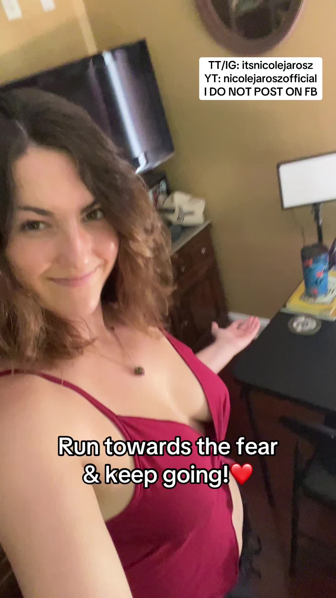 @NICOLE JAROSZ