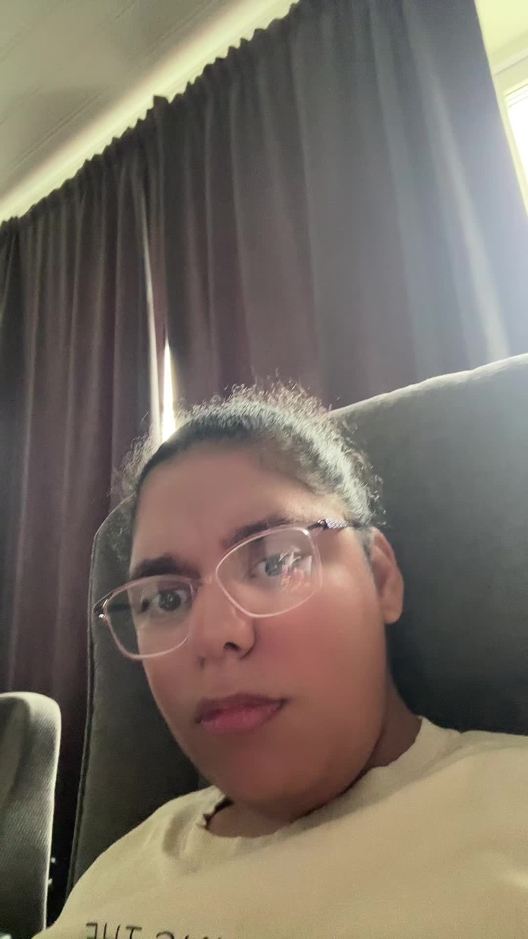 @QueenRana