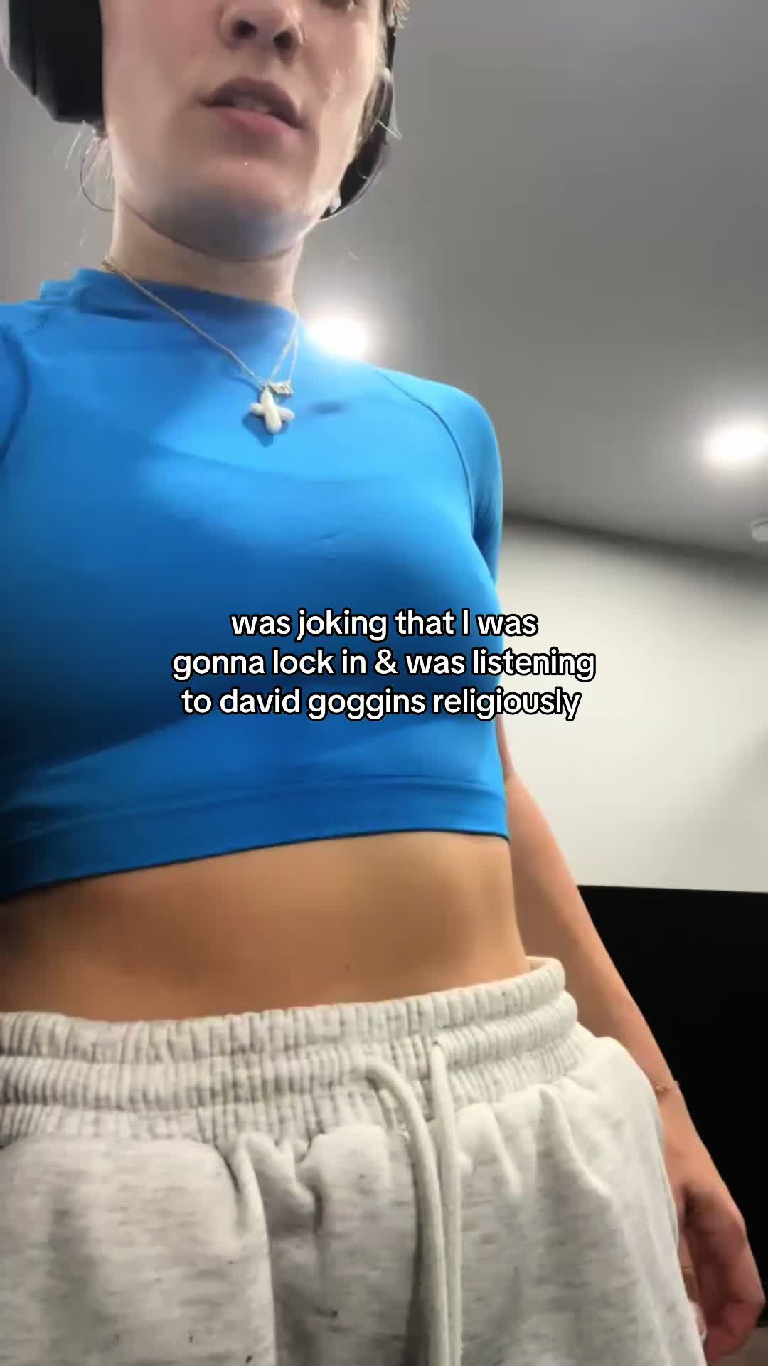 @CAROLINE AYALA