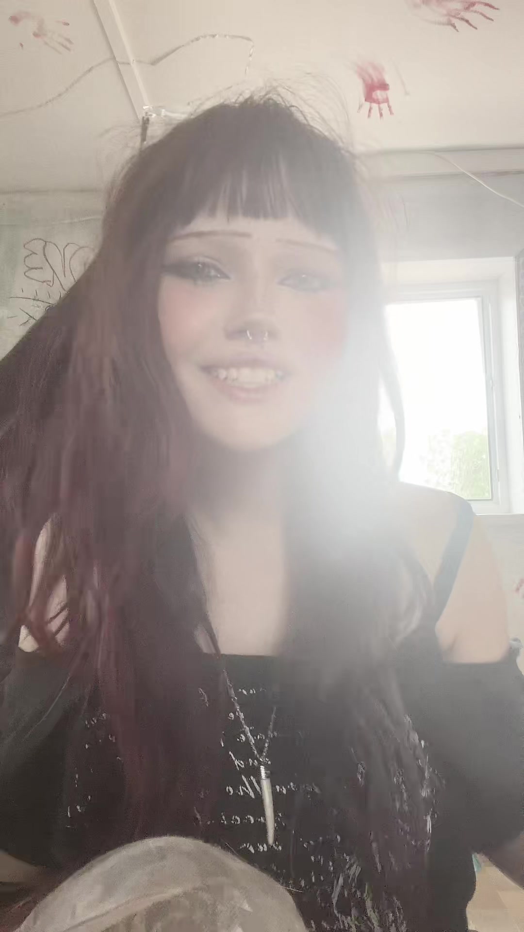 @V4