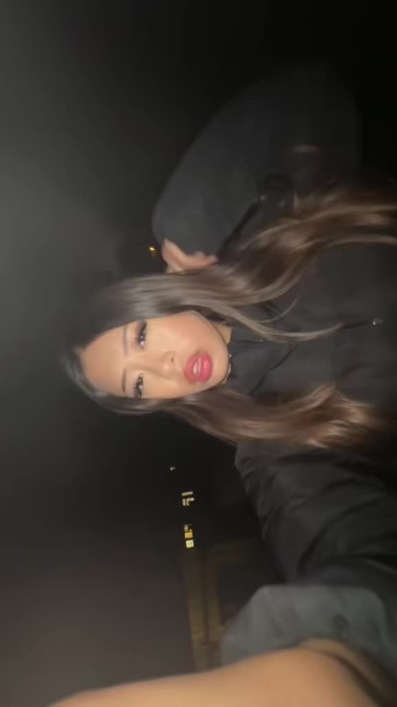 @𝓐𝓻𝓾𝓼𝓷𝓪 𝓣𝓱𝓪𝓹𝓪🇳🇵
