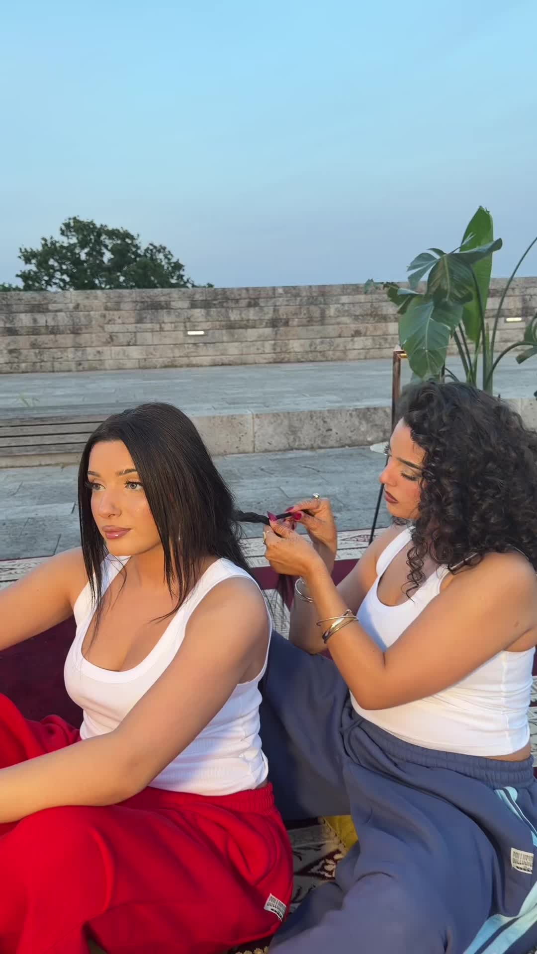 @ellyauswien