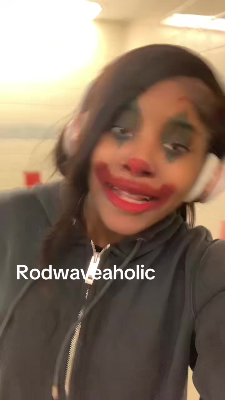 @Secretpageeee😉