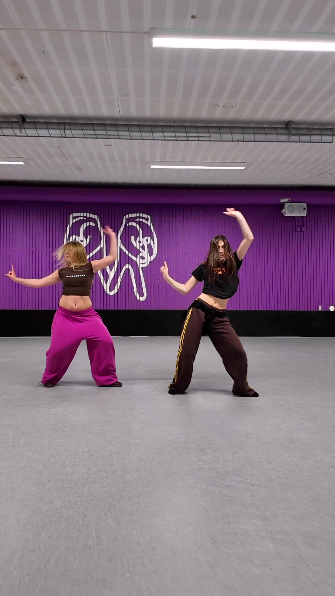 @MixDancers Academy