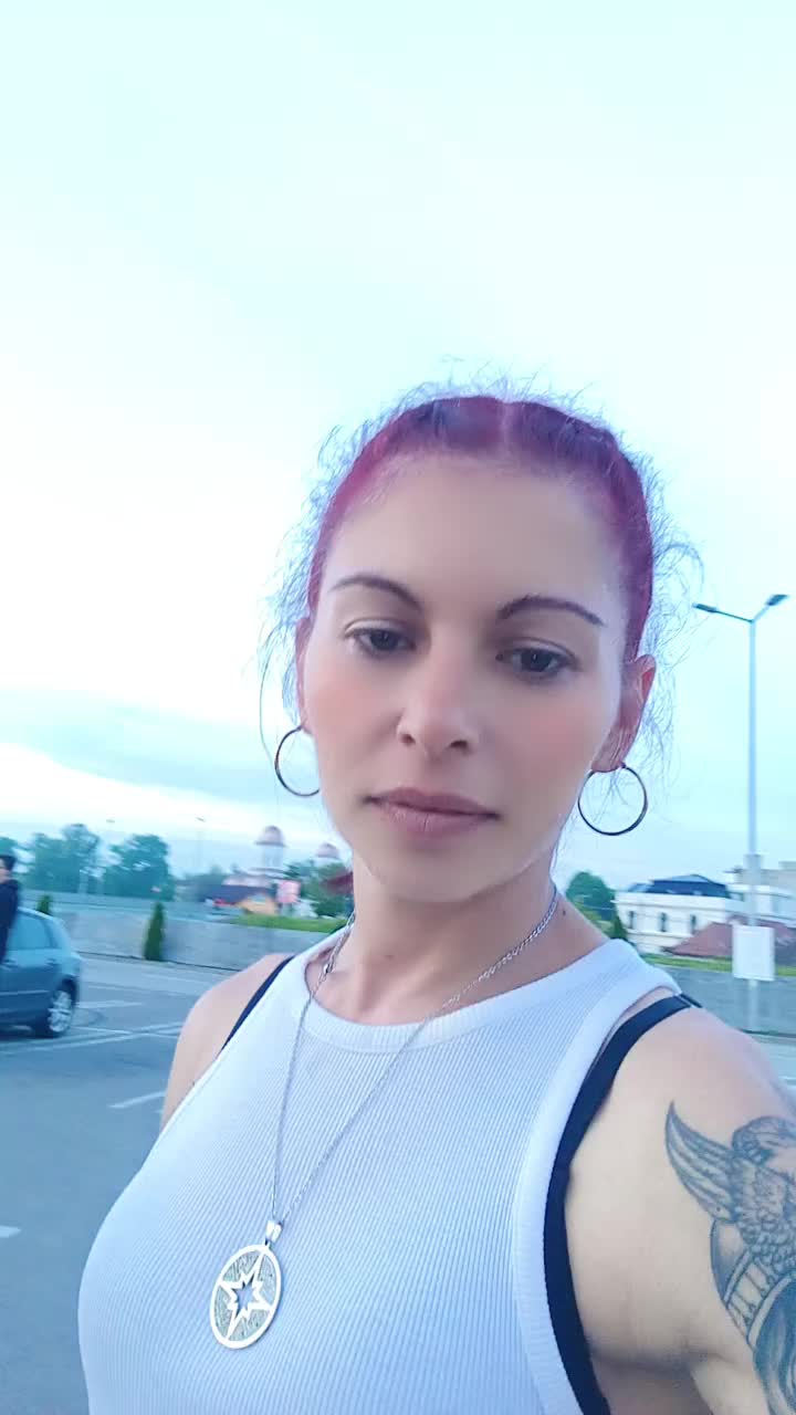 @Cristina Varga