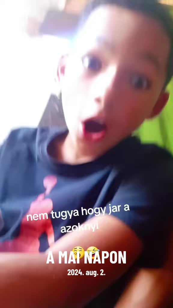 @Sándor sanyika💙❤️