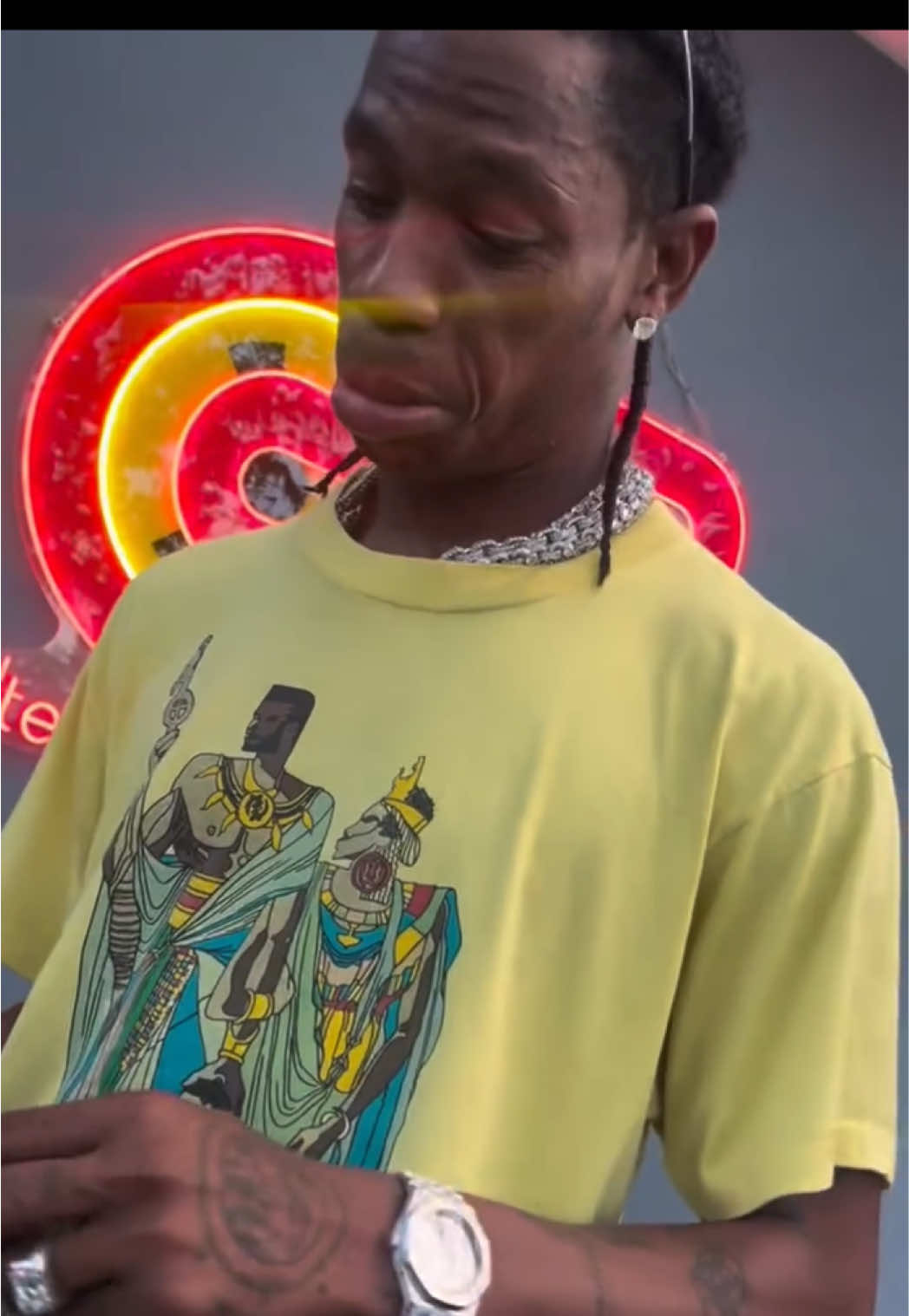 @TRAVIS SCOTT FAN PAGE