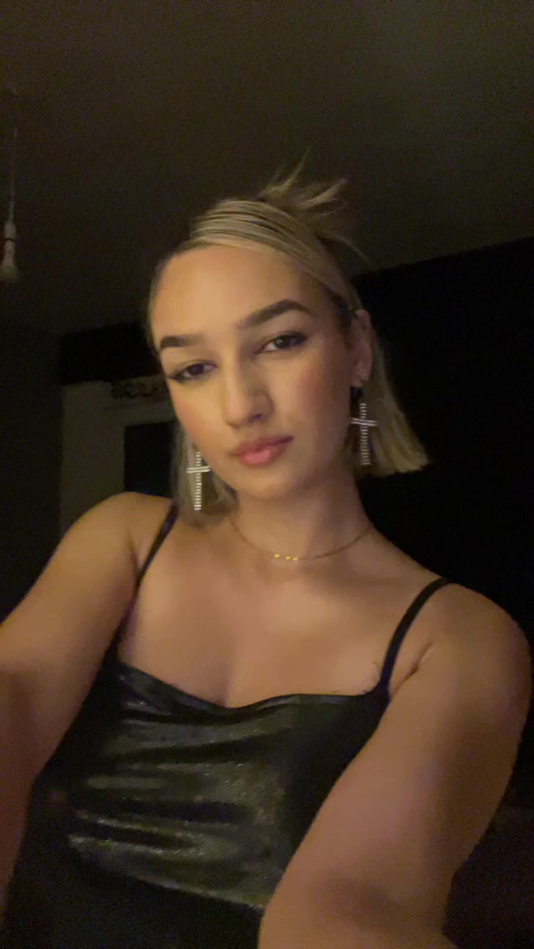 @isyourgirlkallia