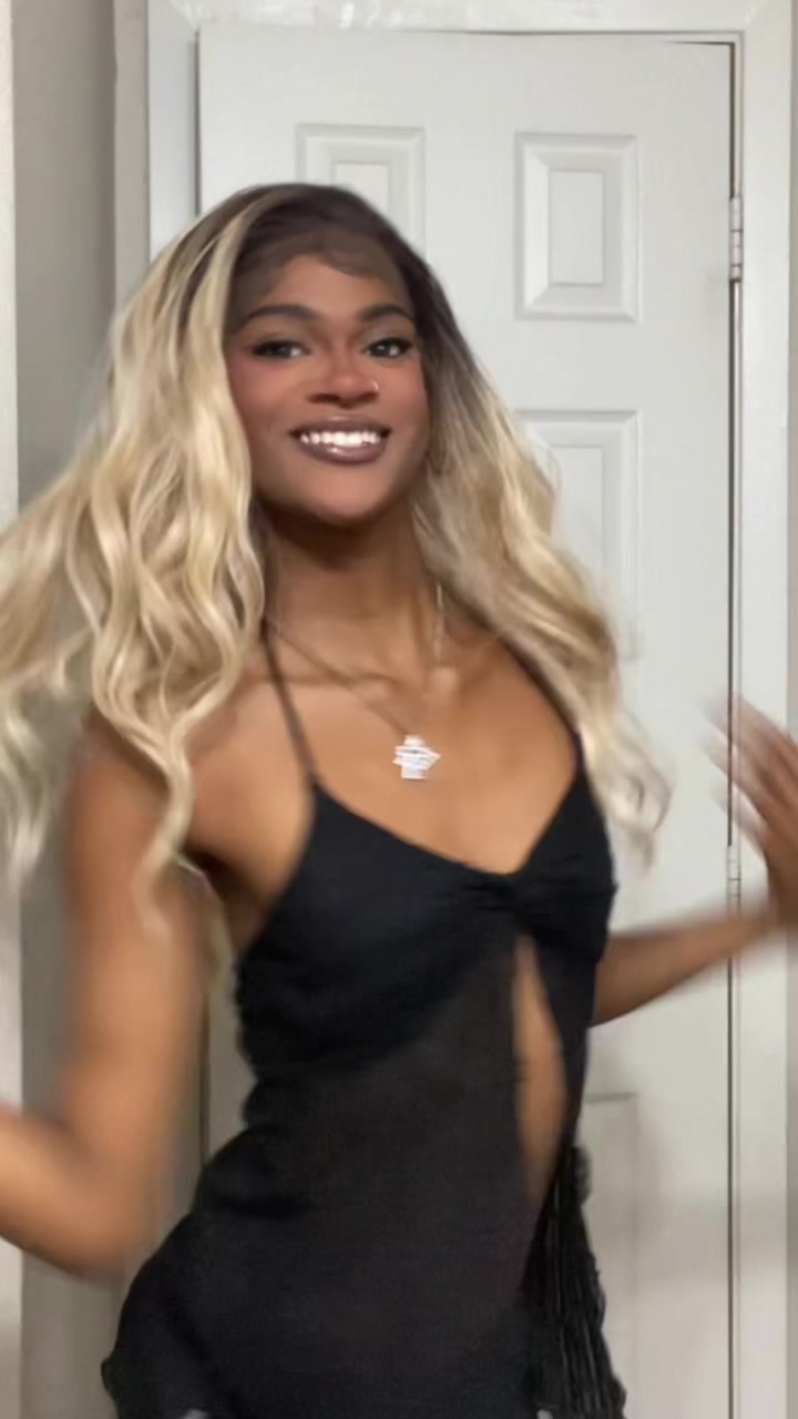 @LariahDeanne