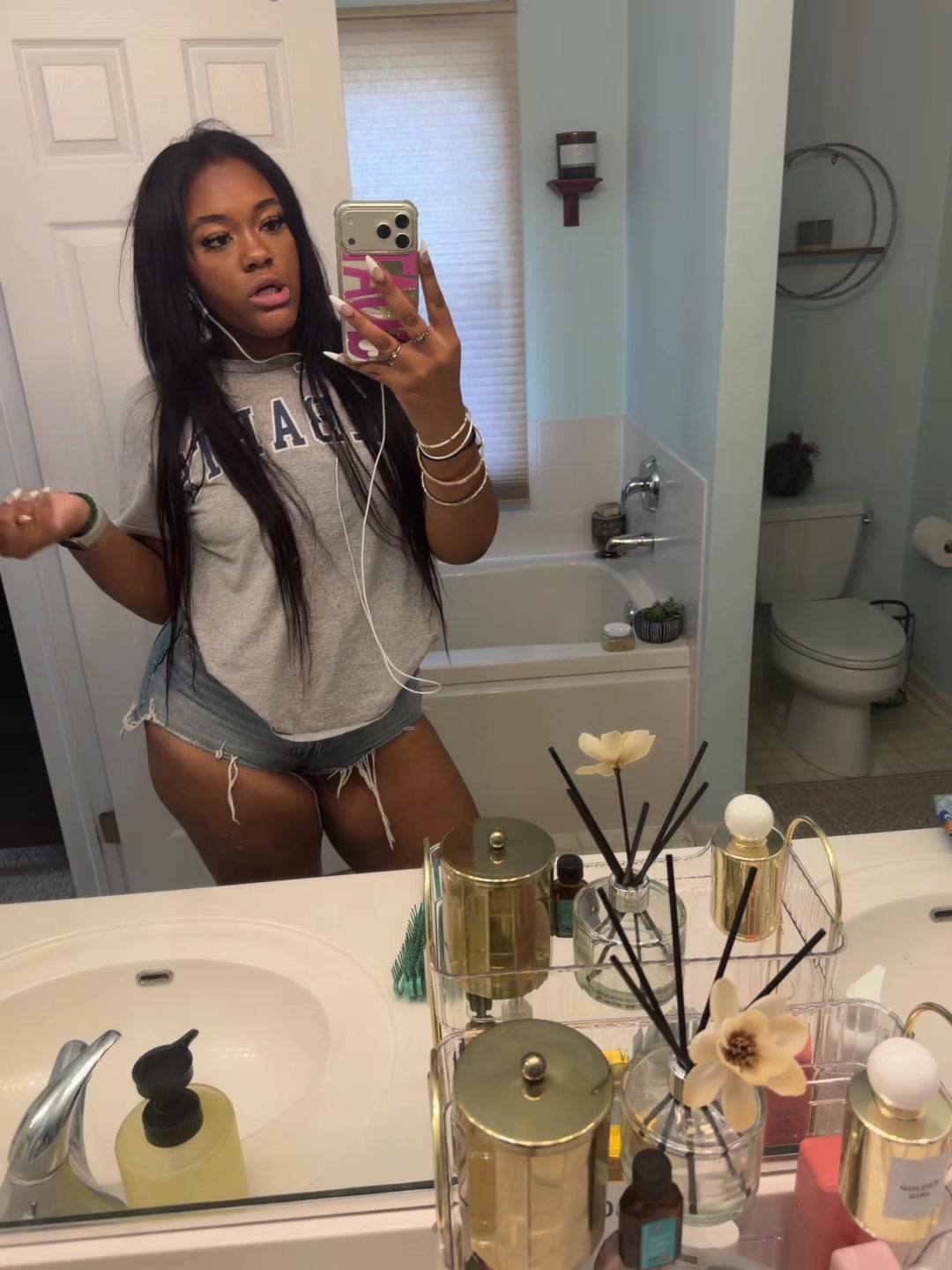 @samsam