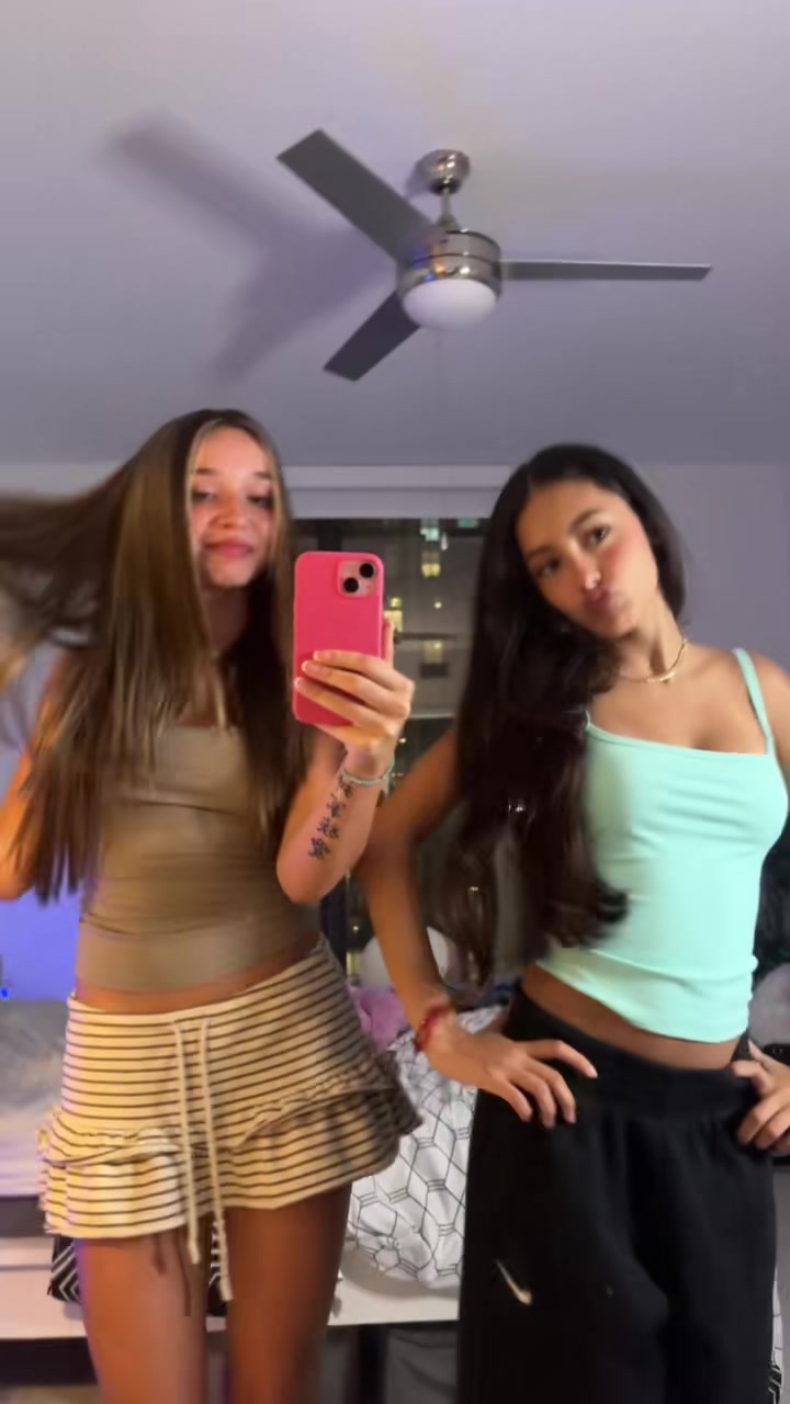 @_abrilc_