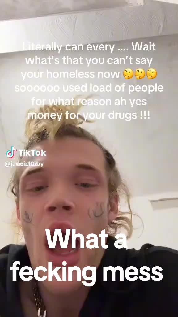 @DressingGownDerek2🔊❤️🔔🌙💜