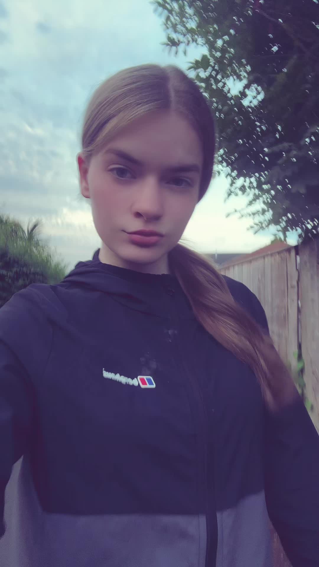 @𝓔𝓑&hearts;️