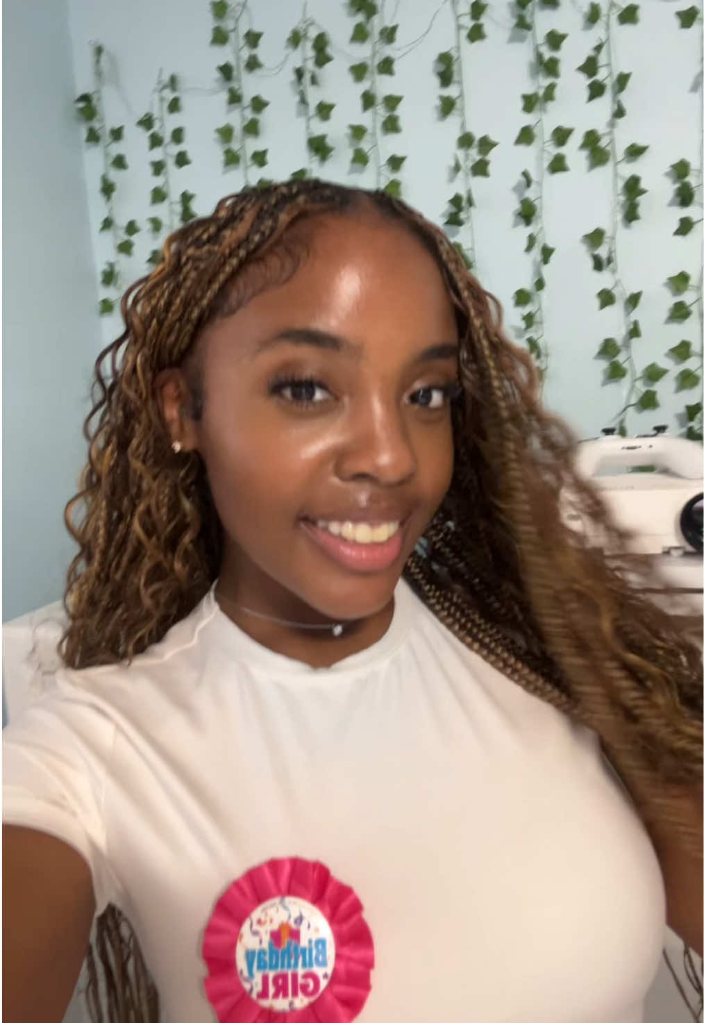 @lovelyy.simonee