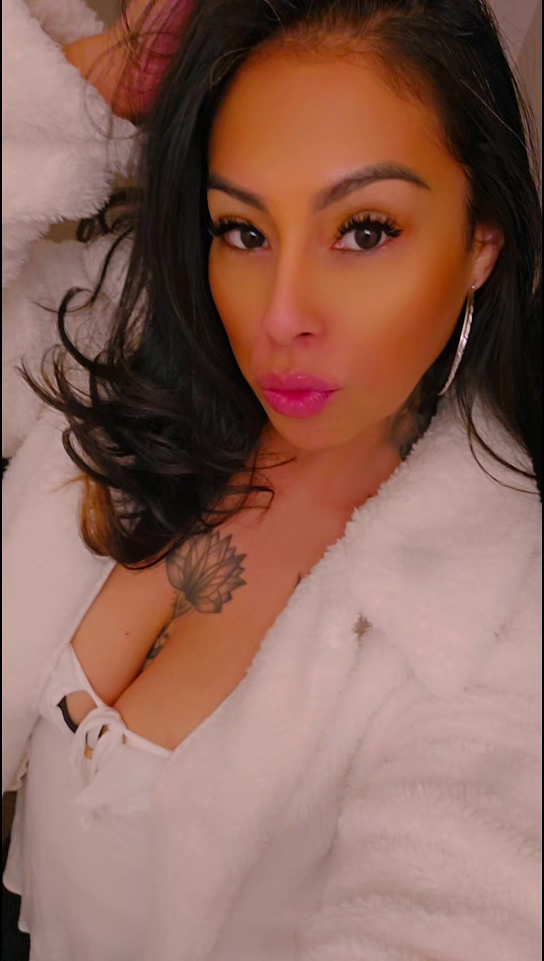 @Anjelina