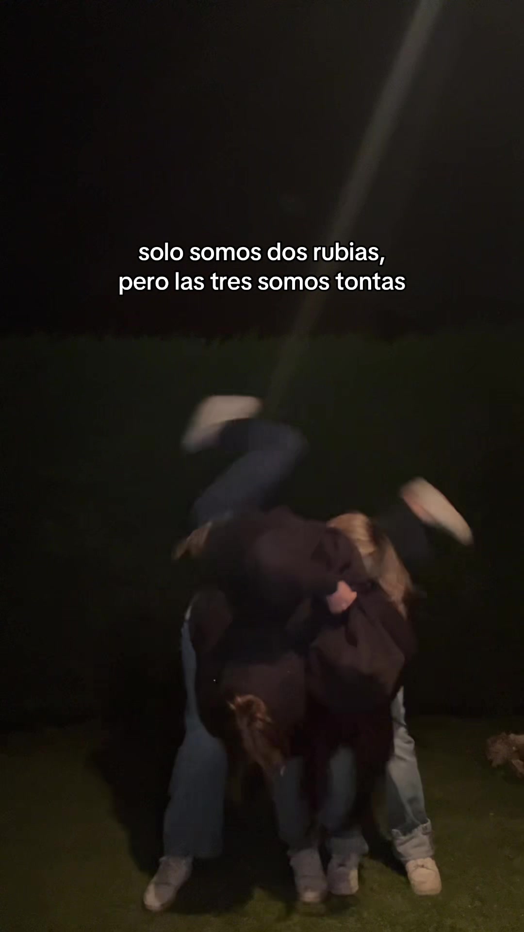 @𝐄𝐬𝐭𝐞𝐟𝐚𝐧𝐢𝐚