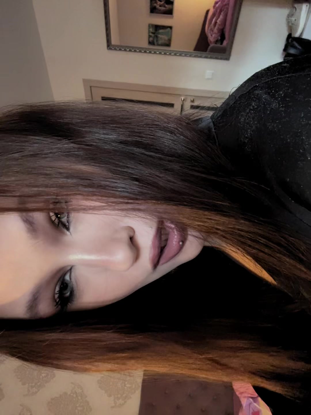@Полина