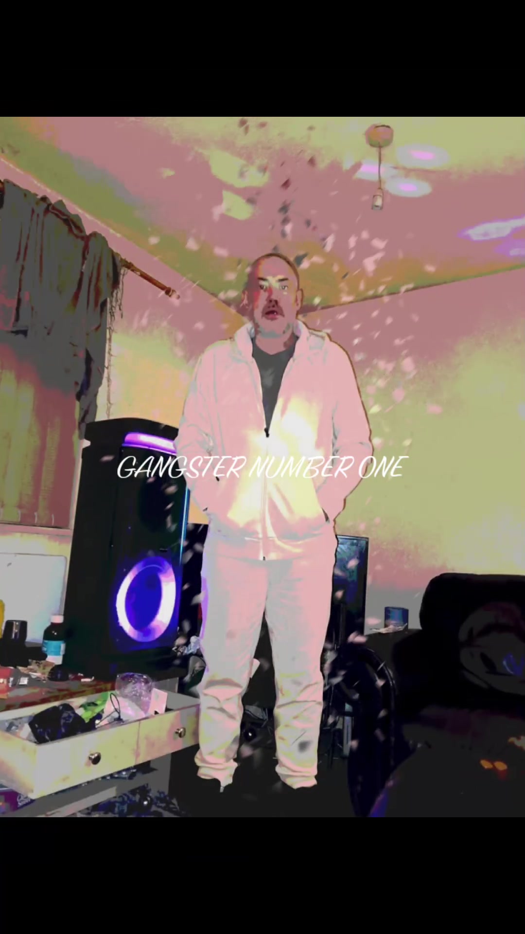 @GANGSTER NUMBER ONE🌏