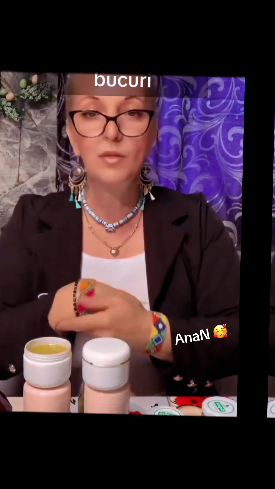 @Ana-N.