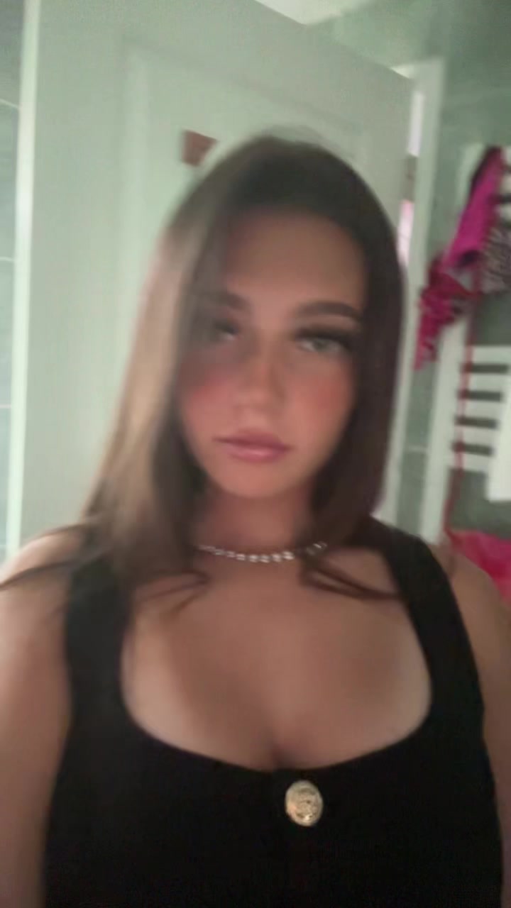 @skye_xlouisex25