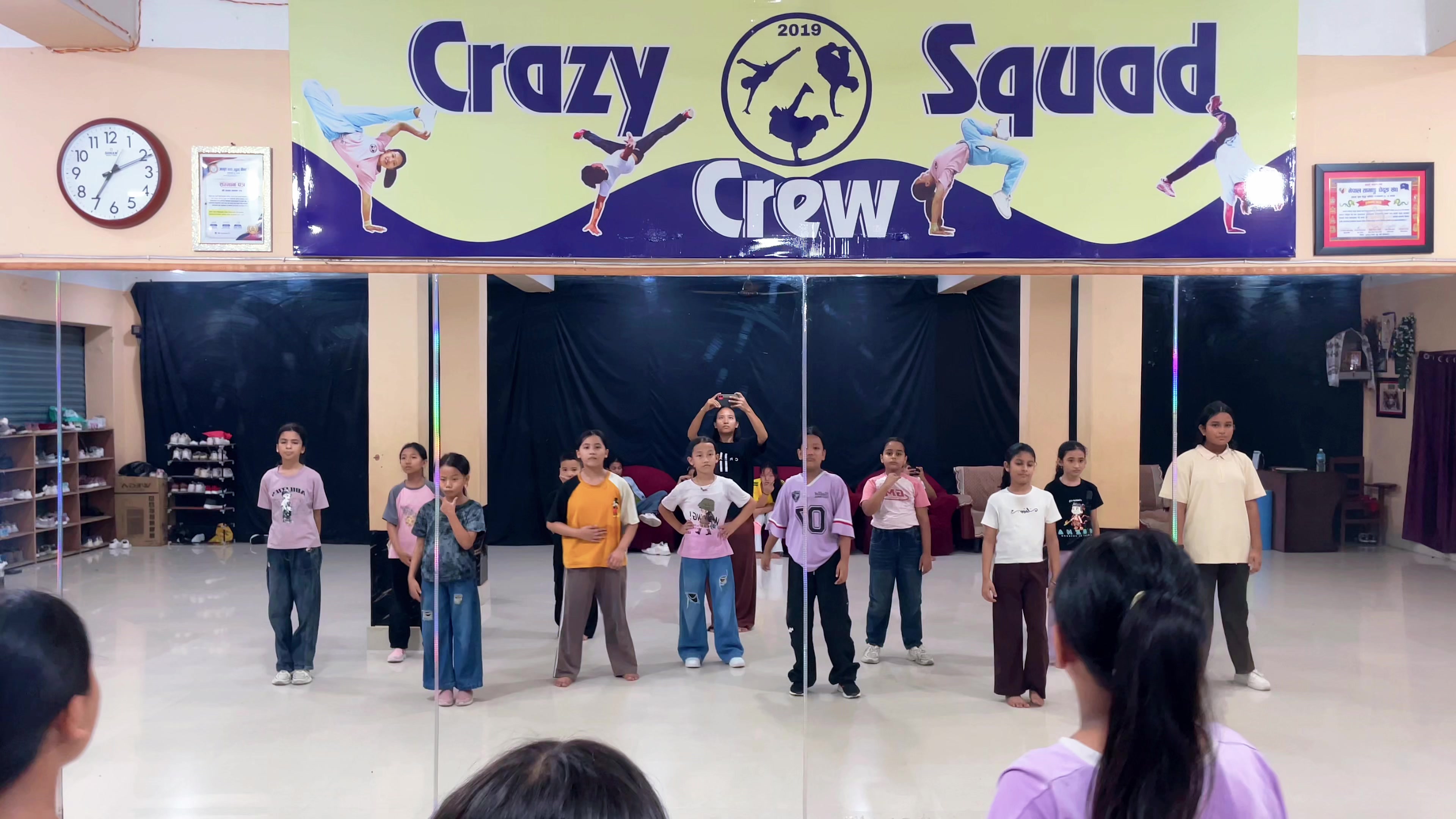 @Crazy Squad Crew