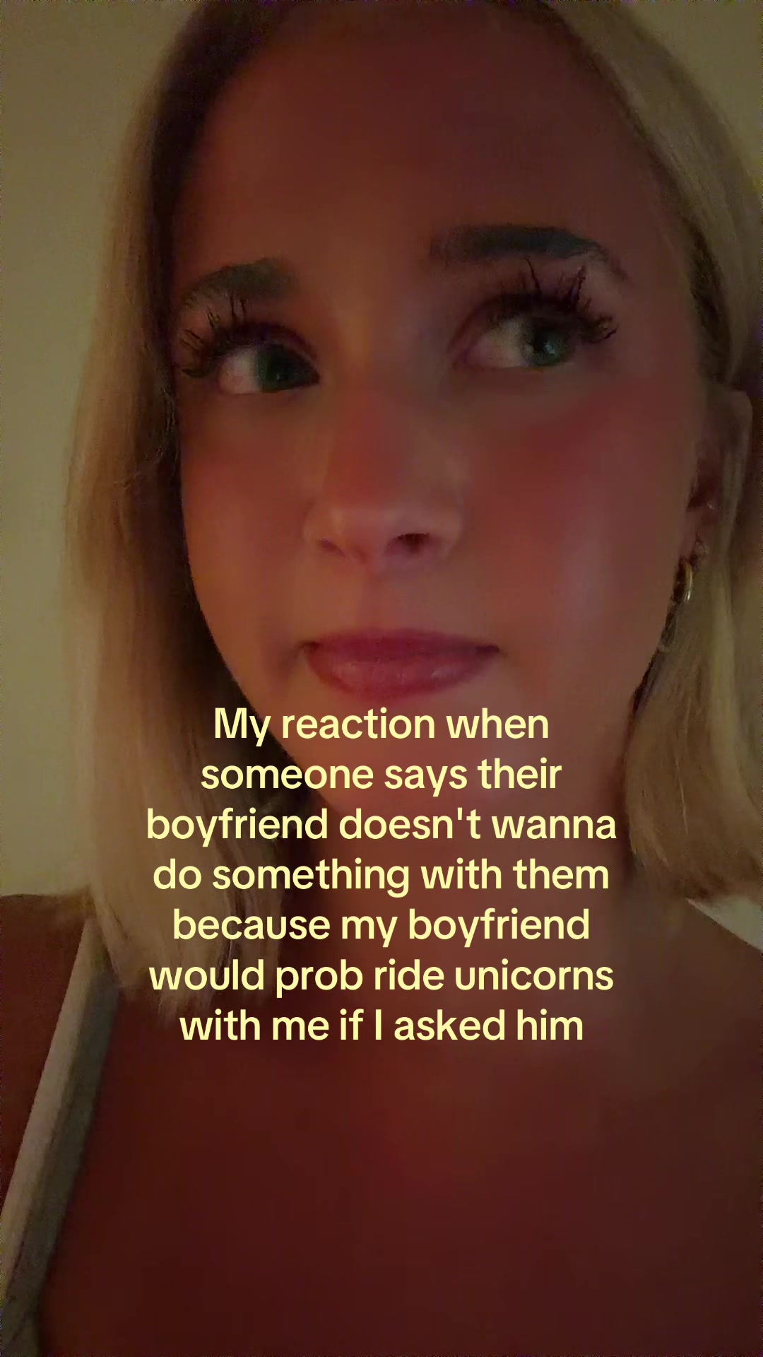 @theelliebarker