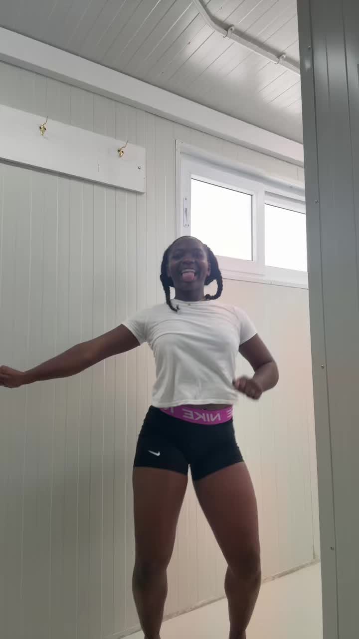 @yana