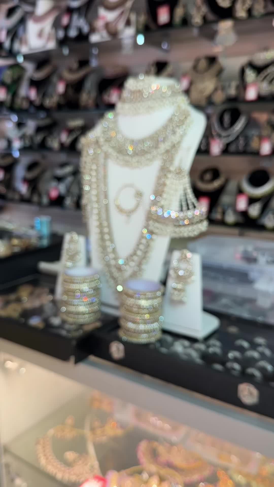 @FashionHouse438D