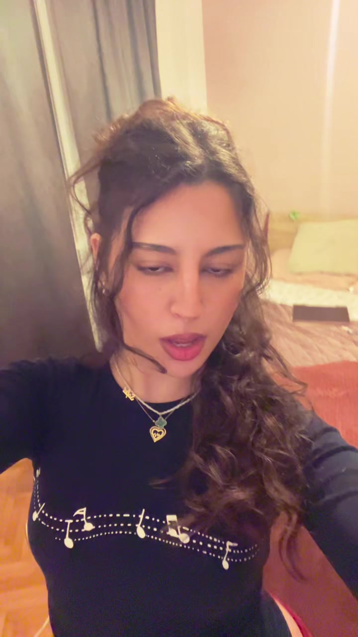 @ᏕOFIΛ🧡