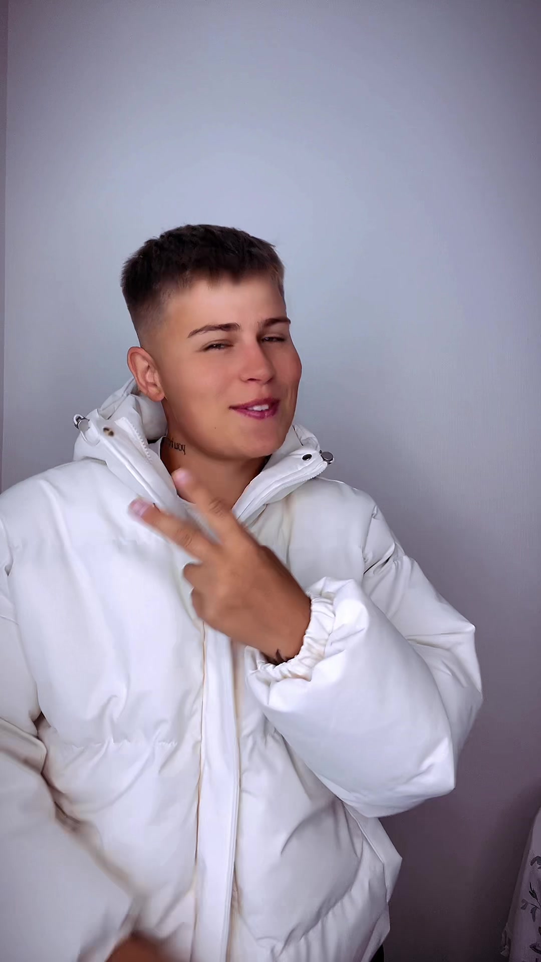 @Люда