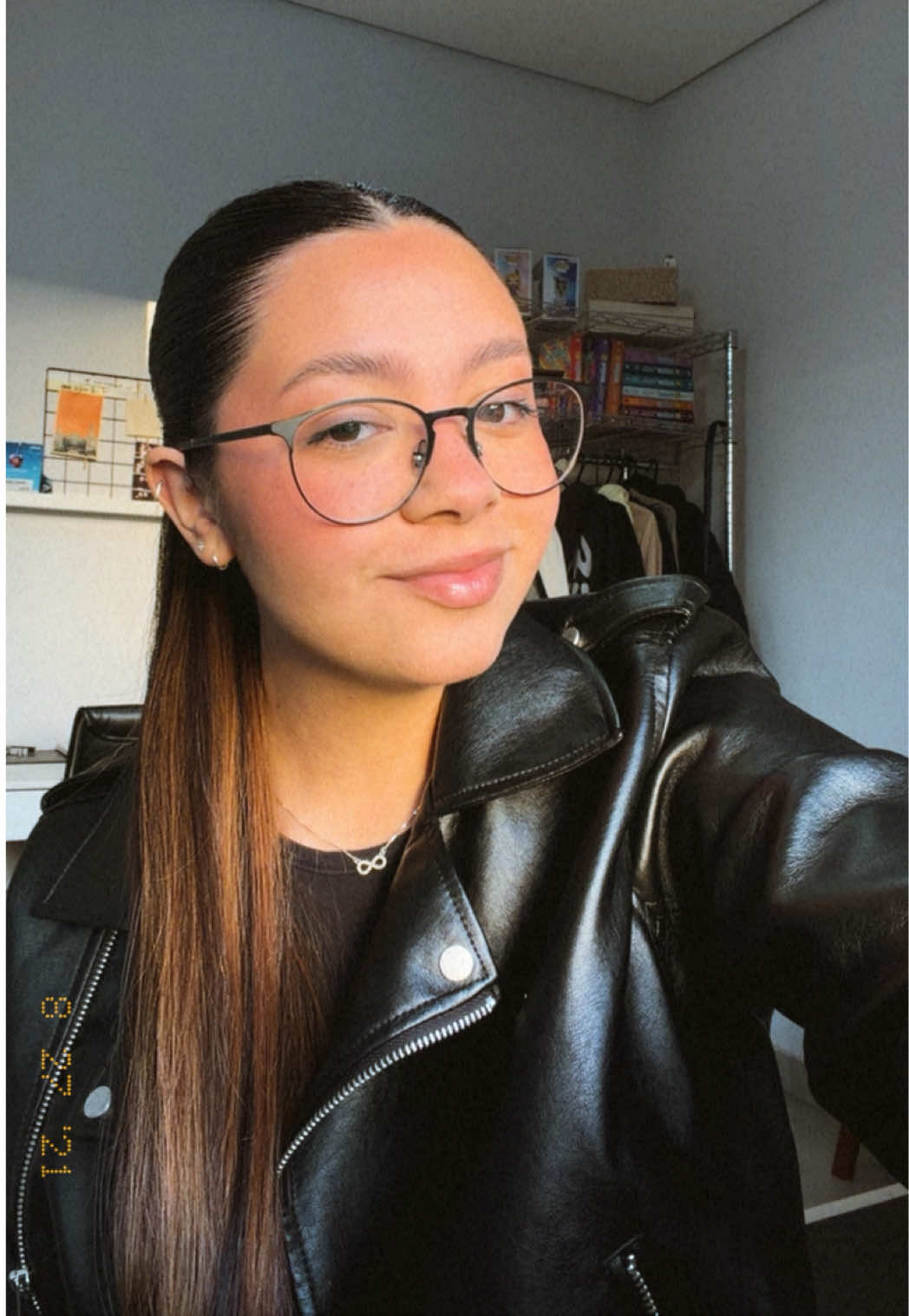 @𝒎𝒂𝒏𝒖 𝒎𝒐𝒖𝒓𝒂✨