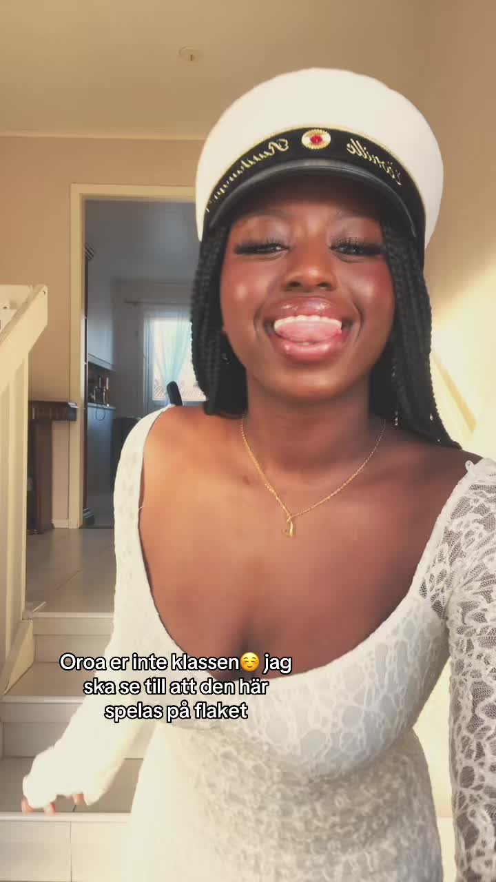 @🦢