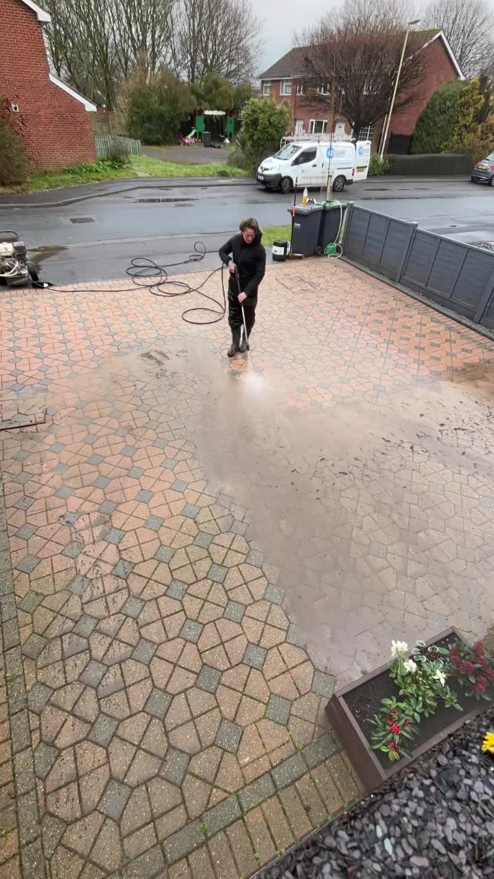 @Hogan Exterior Cleaning