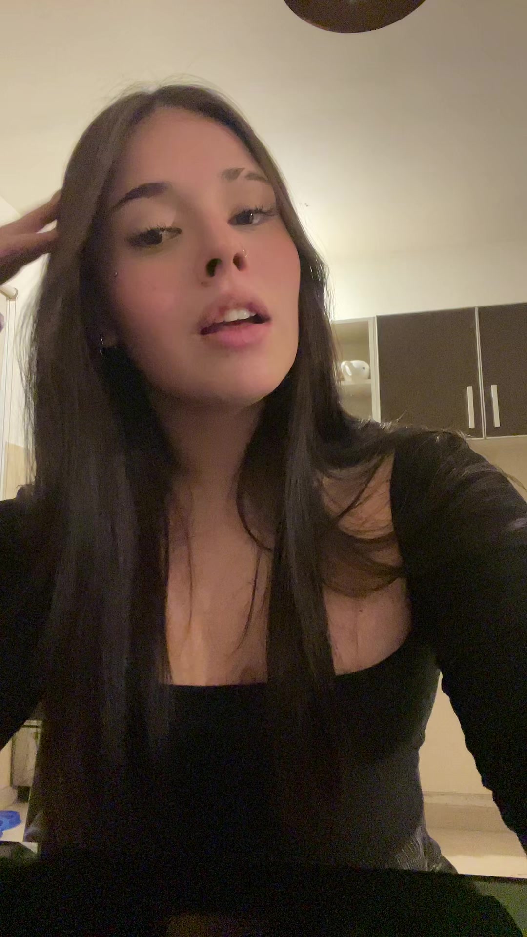 @valulaaaa