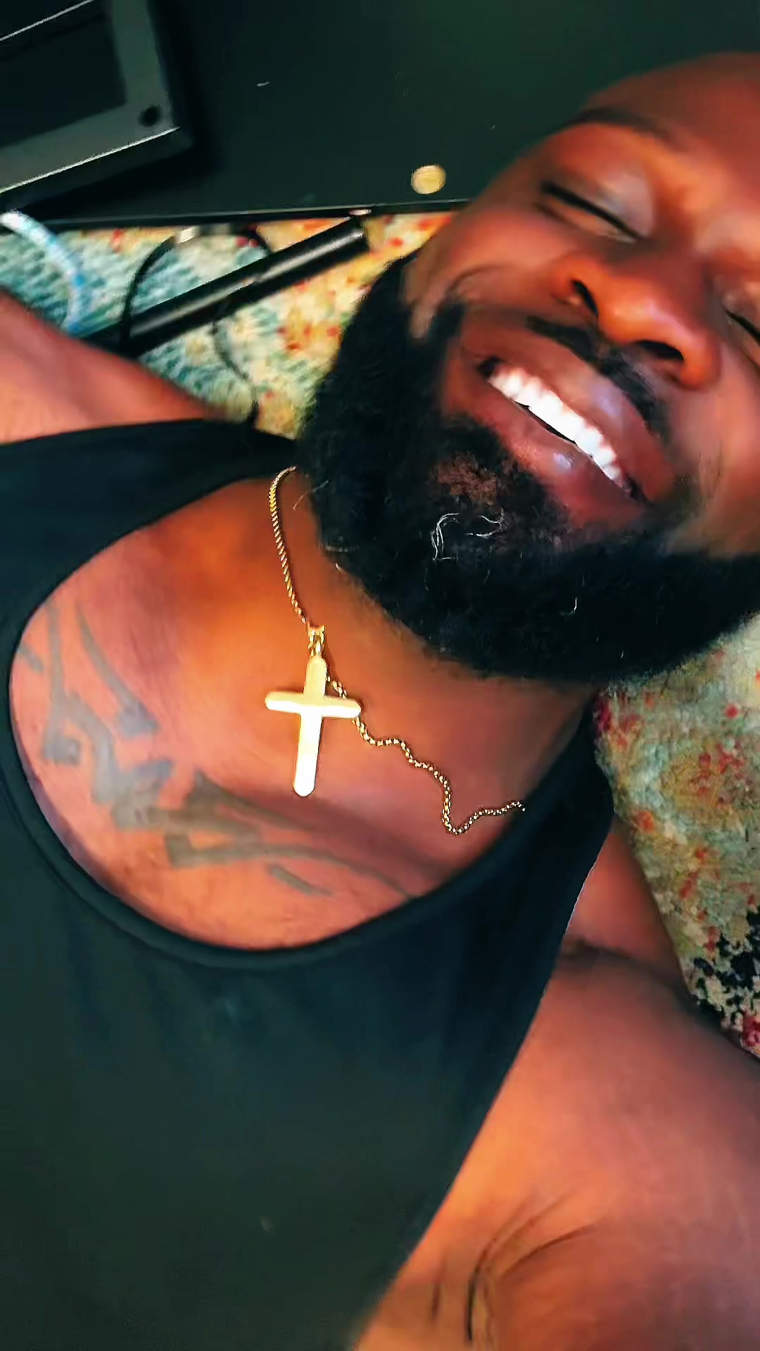 @ChrisPlusSix🖤