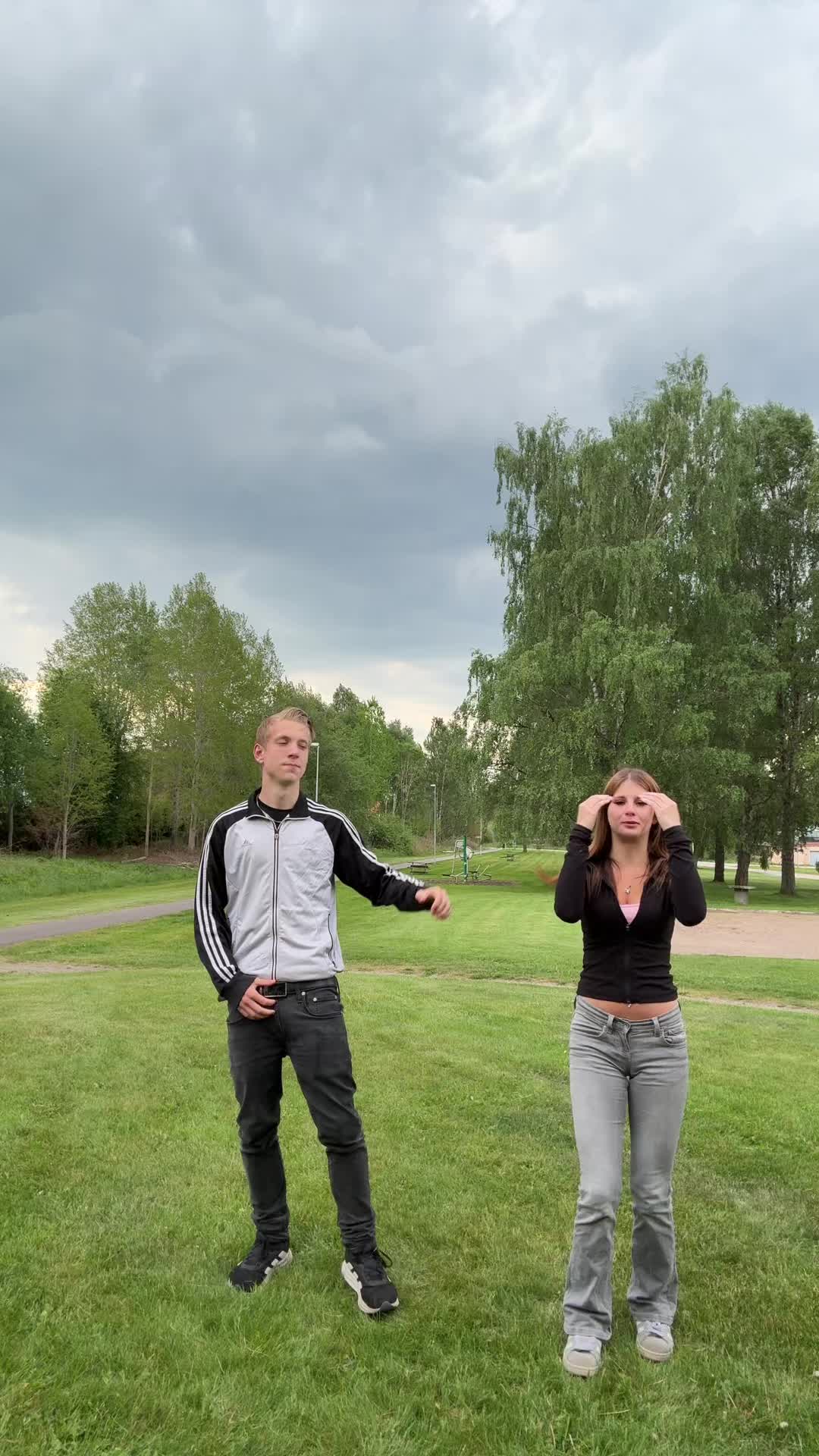 @jolineengla1