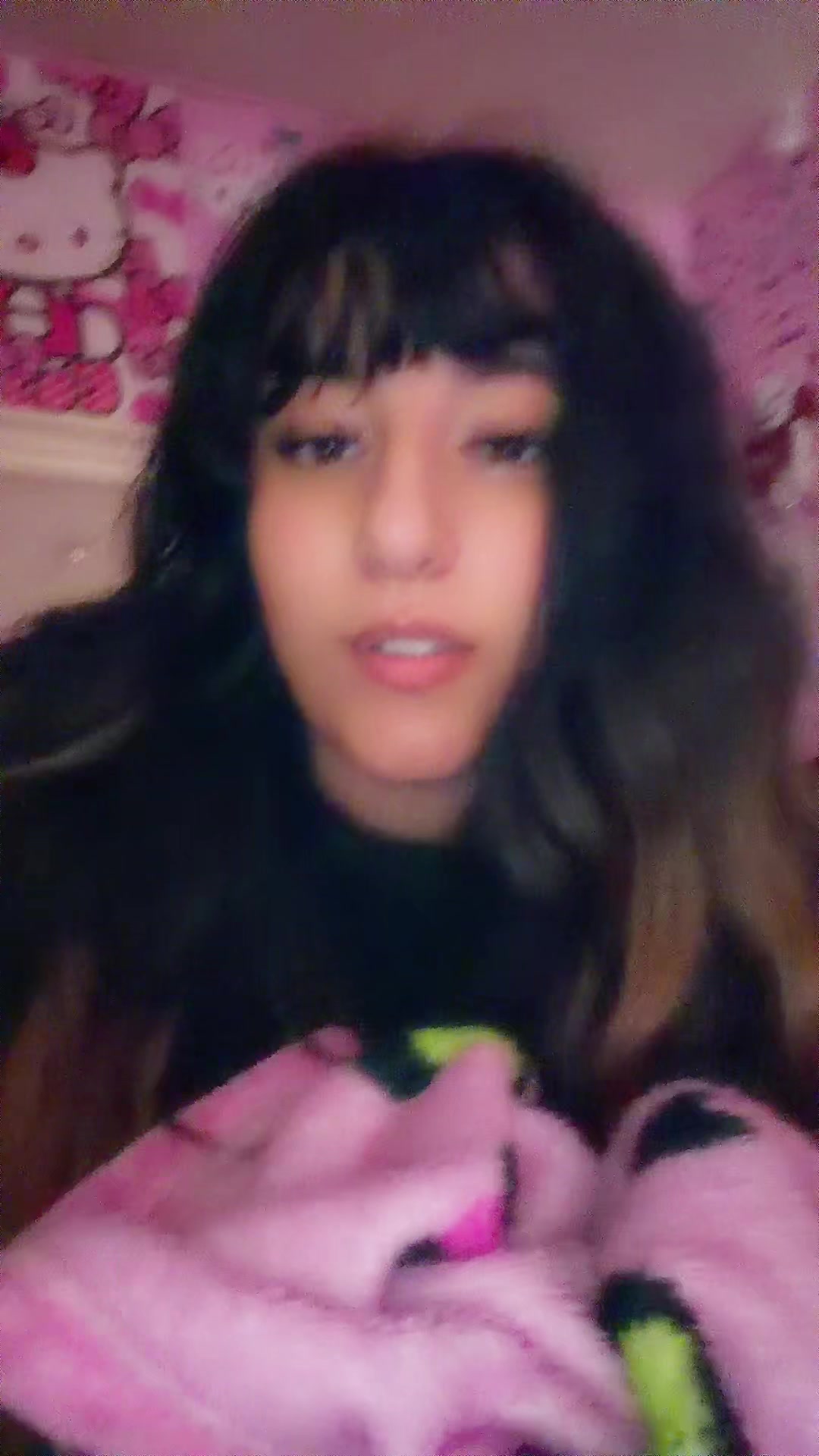 @sarahnextdoorgirl:)
