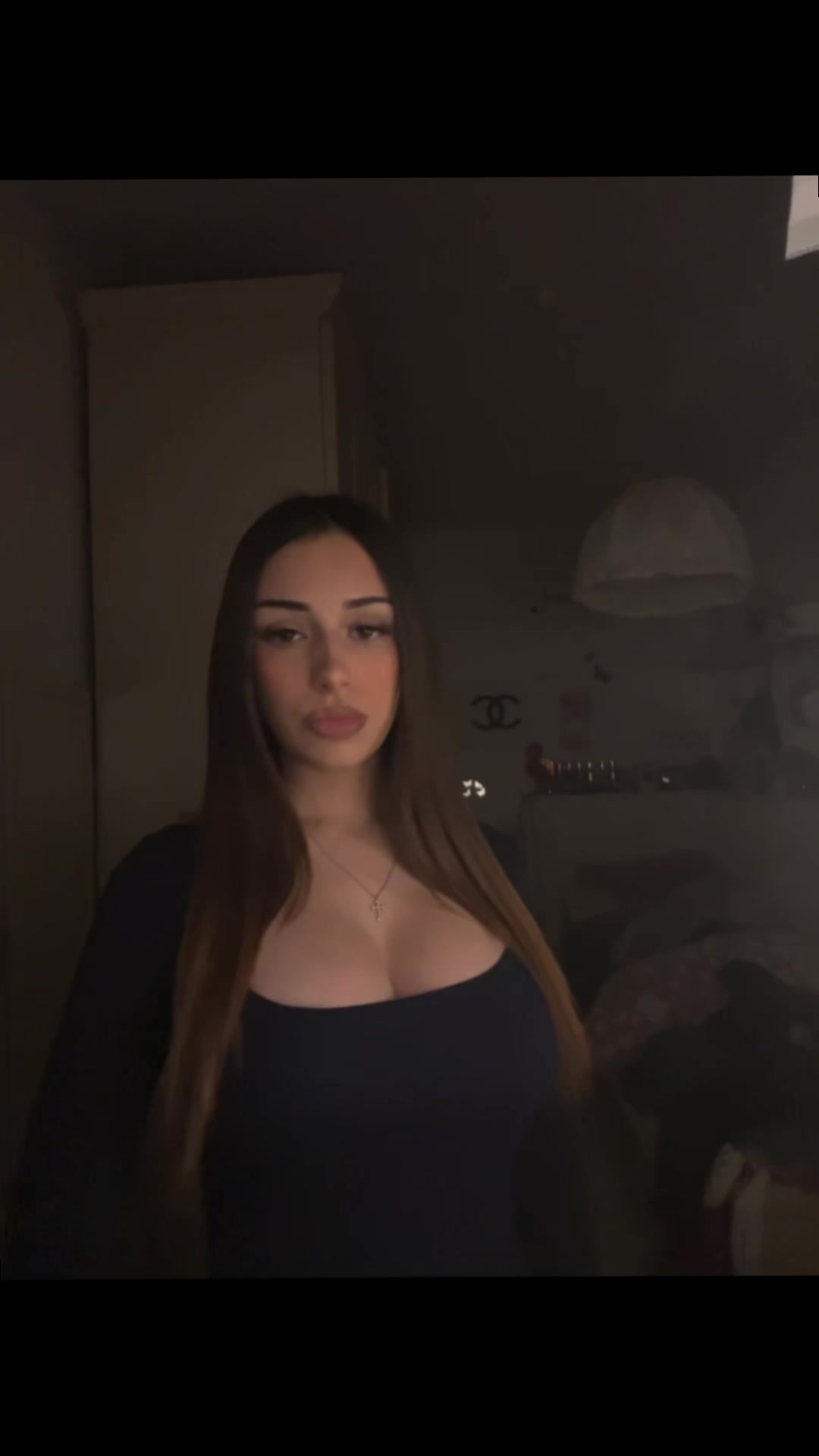 @𝓿 𝓲 𝓸 👸🏻