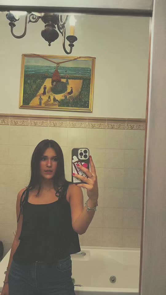 @eleシ