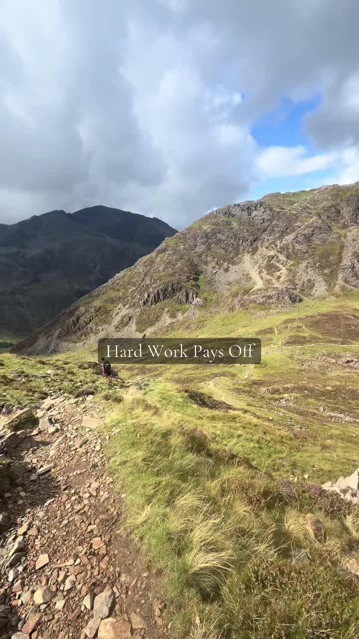 @A_girl_in_the_hills