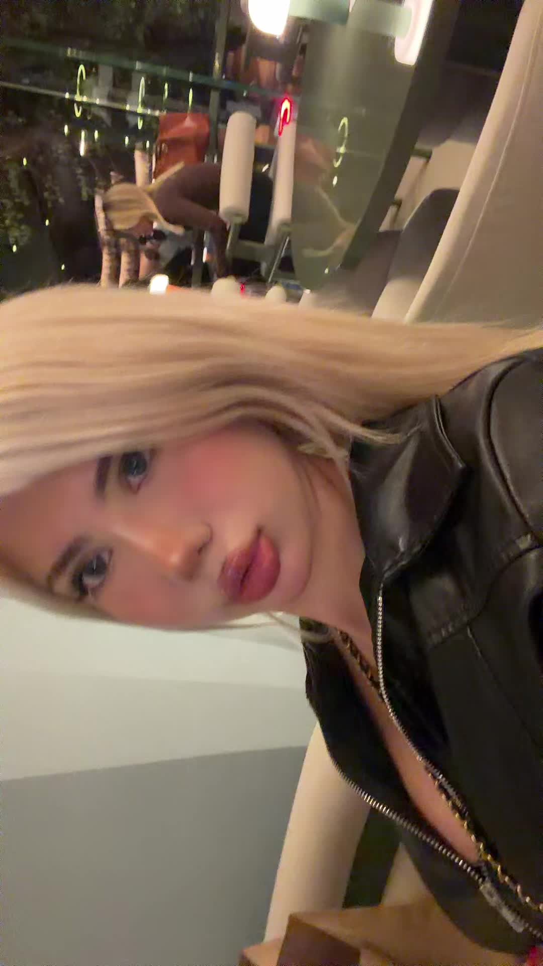 @Len🇦🇪