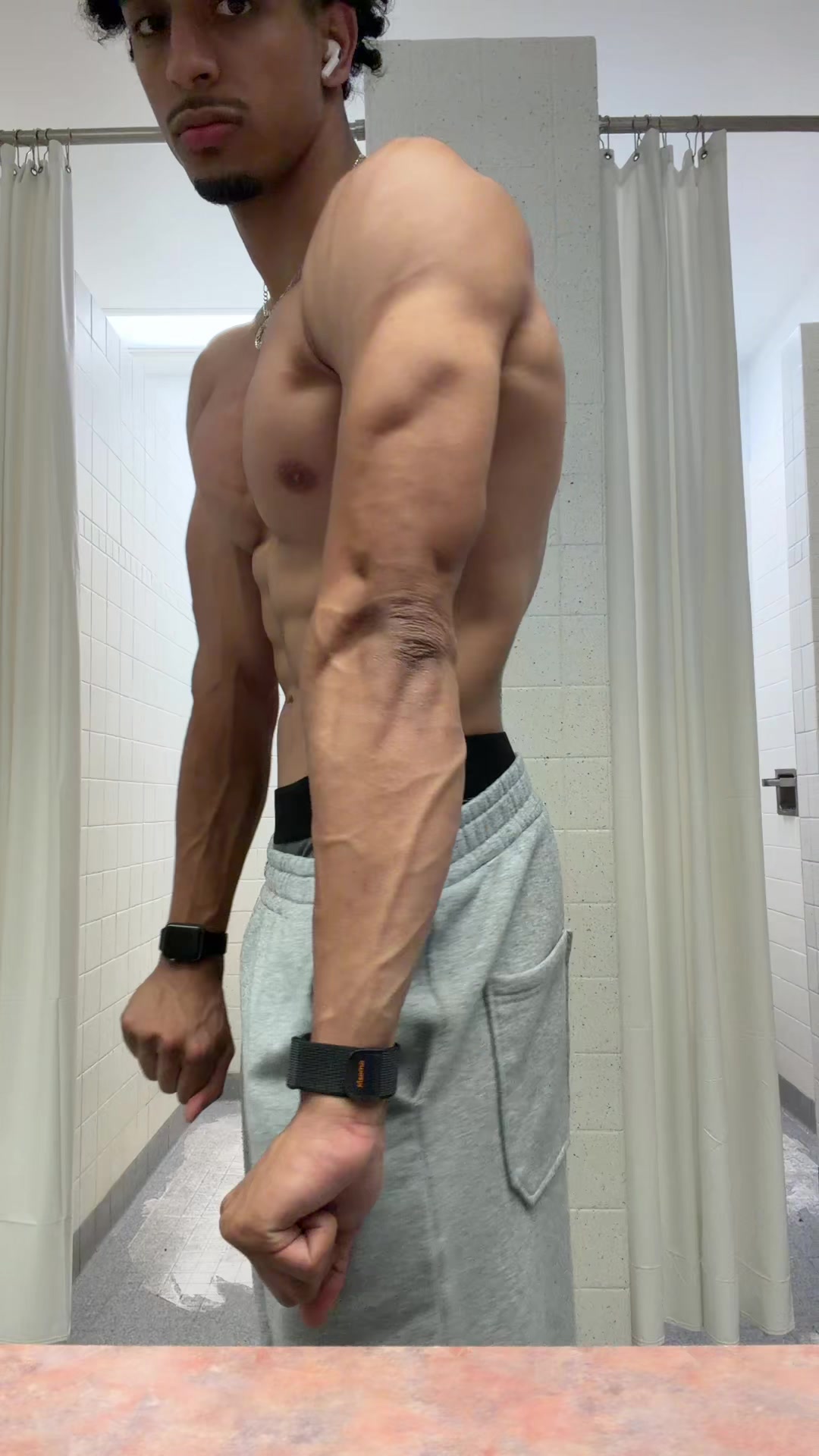 @ahmadlifts10