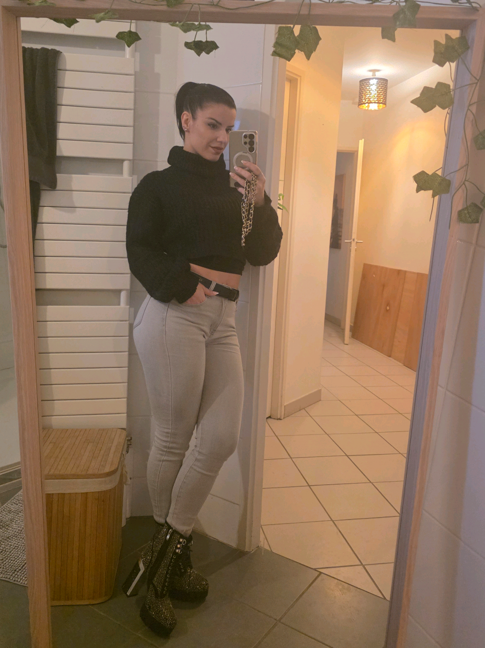 @Cyn_vixxen