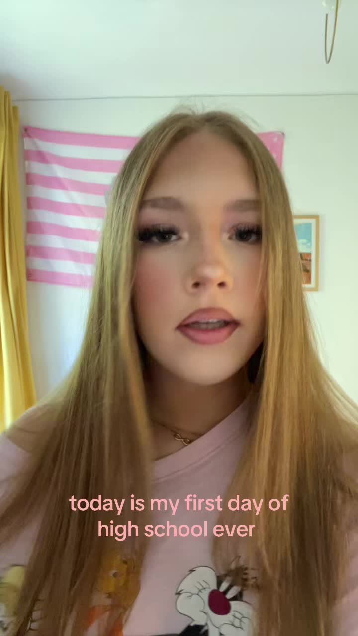 @aya montana 👩❤️💋👩💋