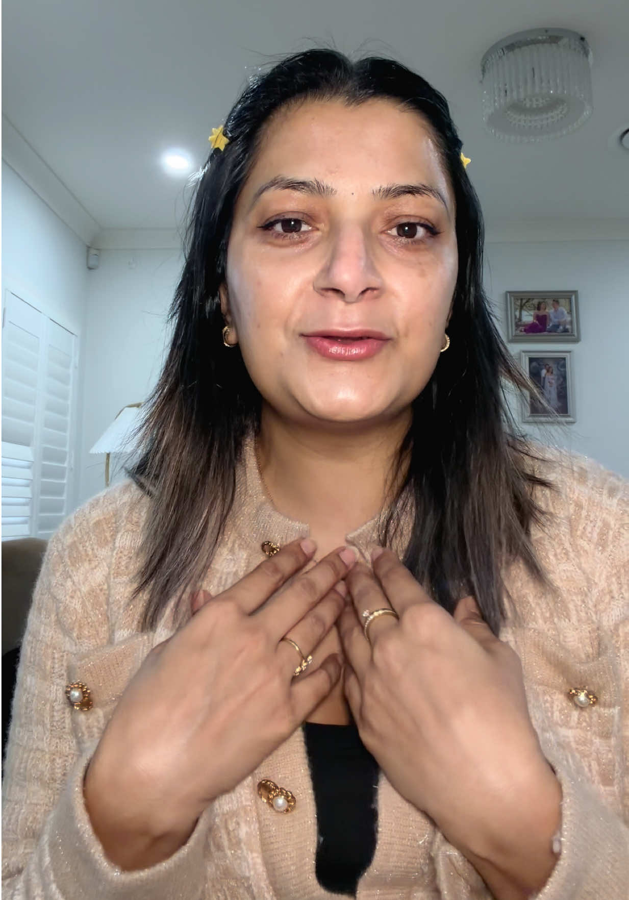 @Kritika L ˙✧˖°🧿ॐ
