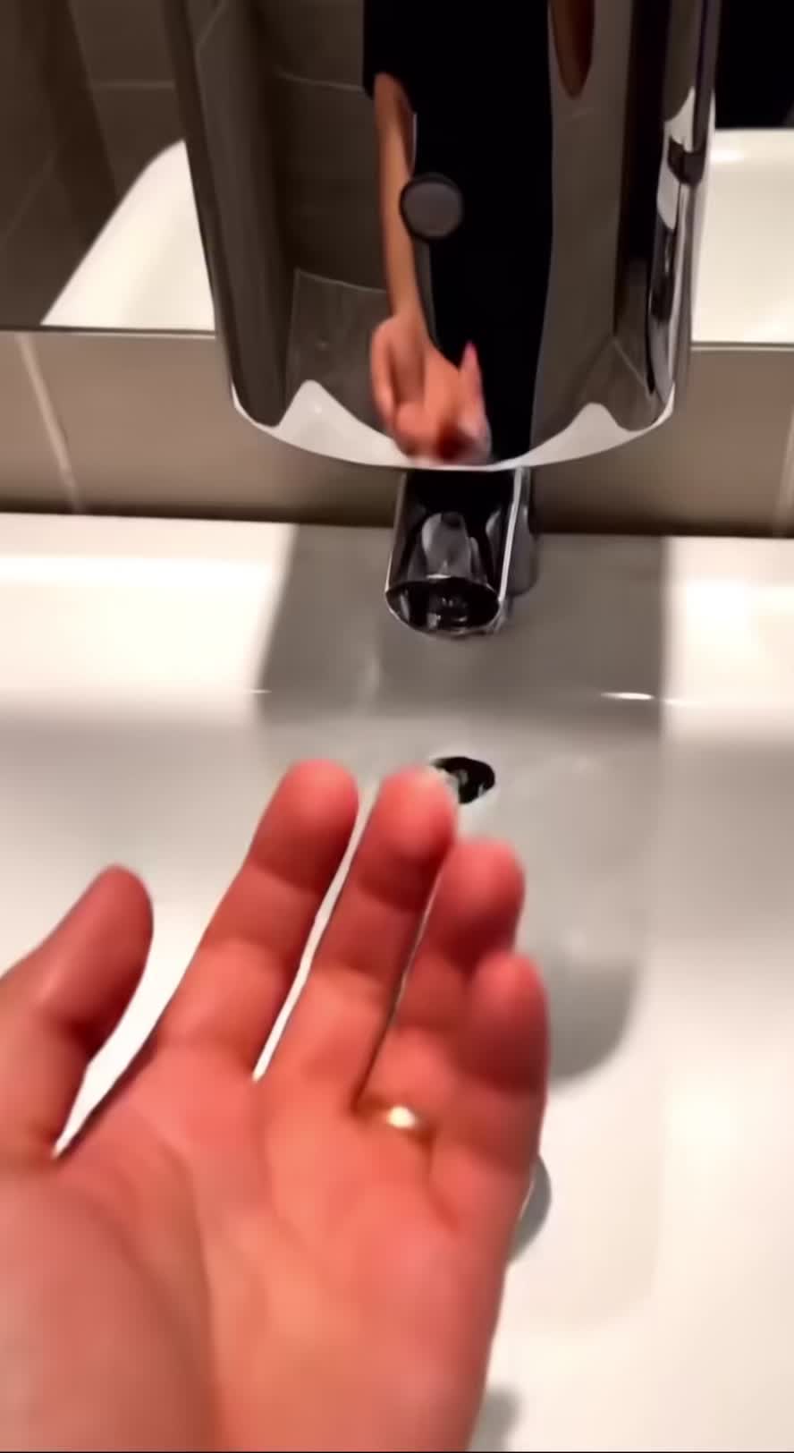 @fruitthatcanbeeaten