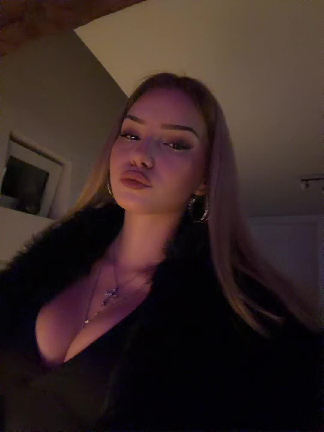 @𝐄𝐥𝐞𝐞